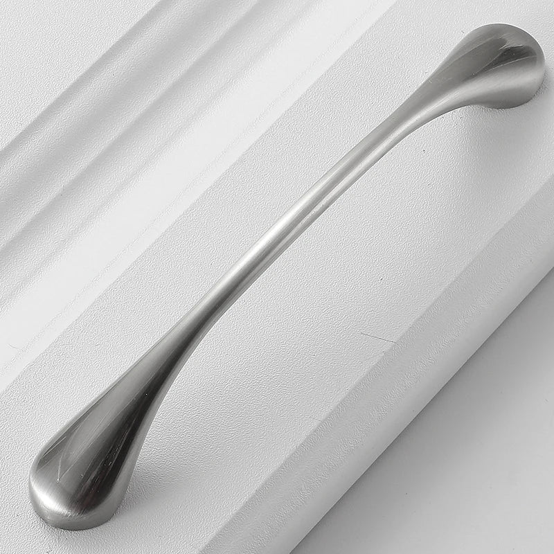 Keets Modern Elegant Silver Door Handles And Knobs